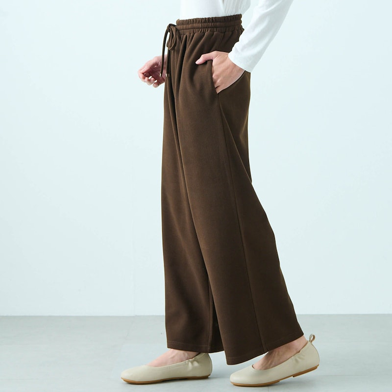 モデル身長168cm／M※写真は撮影用のため股下+6cmになります。