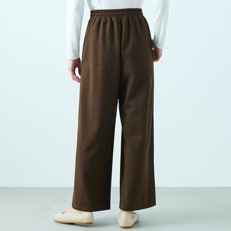 モデル身長168cm／M※写真は撮影用のため股下+6cmになります。