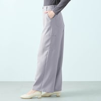 モデル身長168cm／M※写真は撮影用のため股下+6cmになります。