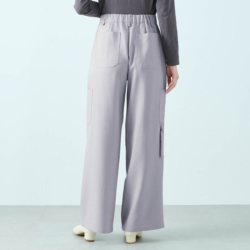 モデル身長168cm／M※写真は撮影用のため股下+6cmになります。