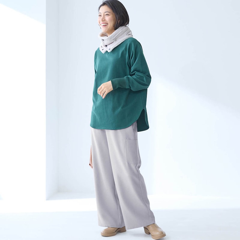 モデル身長168cm／M※写真は撮影用のため股下+6cmになります。