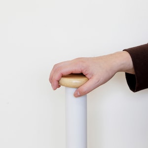 立ち上がり動作をサポートする補助ポール/幅115cm