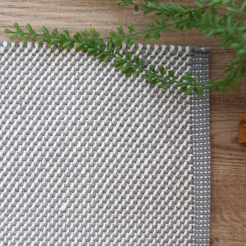 生地アップ／グレー