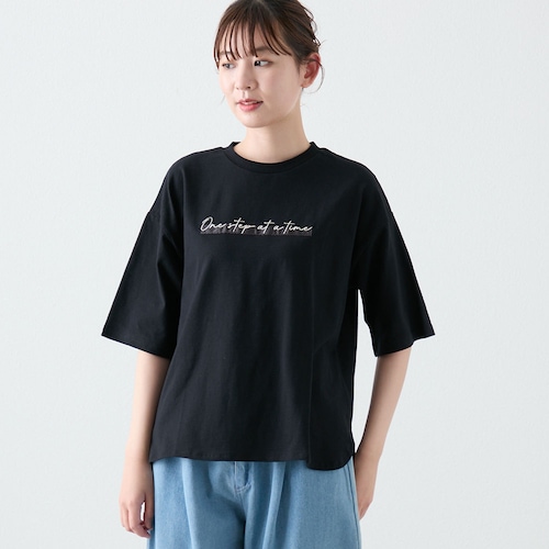 ラウンドロゴTシャツ