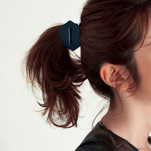 【クリアランス】【1回のみお届け】[ひとすじの雫] コーデが楽しいヘアブレスプレミアム