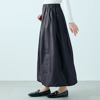 モデル身長168cm／M※写真は撮影用のため総丈+6cmになります。