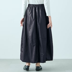モデル身長168cm／M※写真は撮影用のため総丈+6cmになります。