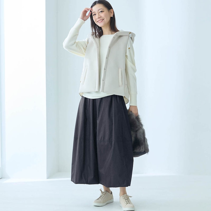 モデル身長172cm／M※写真は撮影用のため総丈+6cmになります。