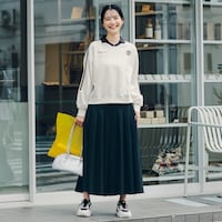 オフホワイト／モデル身長164cm・サイズJ-M
