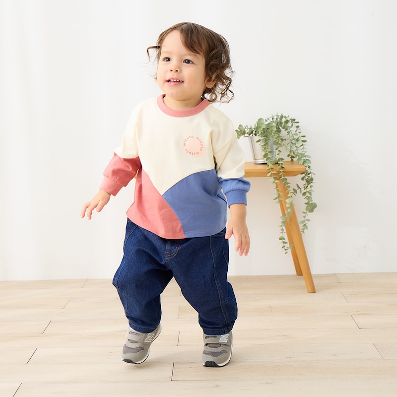 アイボリー系／モデル身長80cm・80サイズ着用・体重10kg