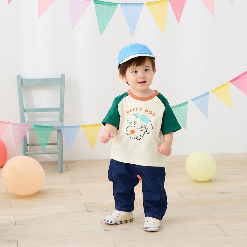 アイボリー×グリーン／モデル身長79cm・80サイズ着用・体重10.5kg