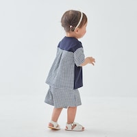半袖Tシャツ（ネイビー）・パンツ（ネイビー）／モデル身長78cm・80サイズ着用