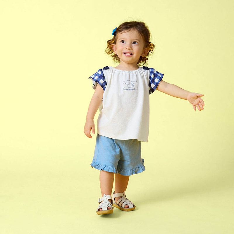 シナモロール（ネイビー）／モデル身長76cm・80サイズ着用・体重9kg