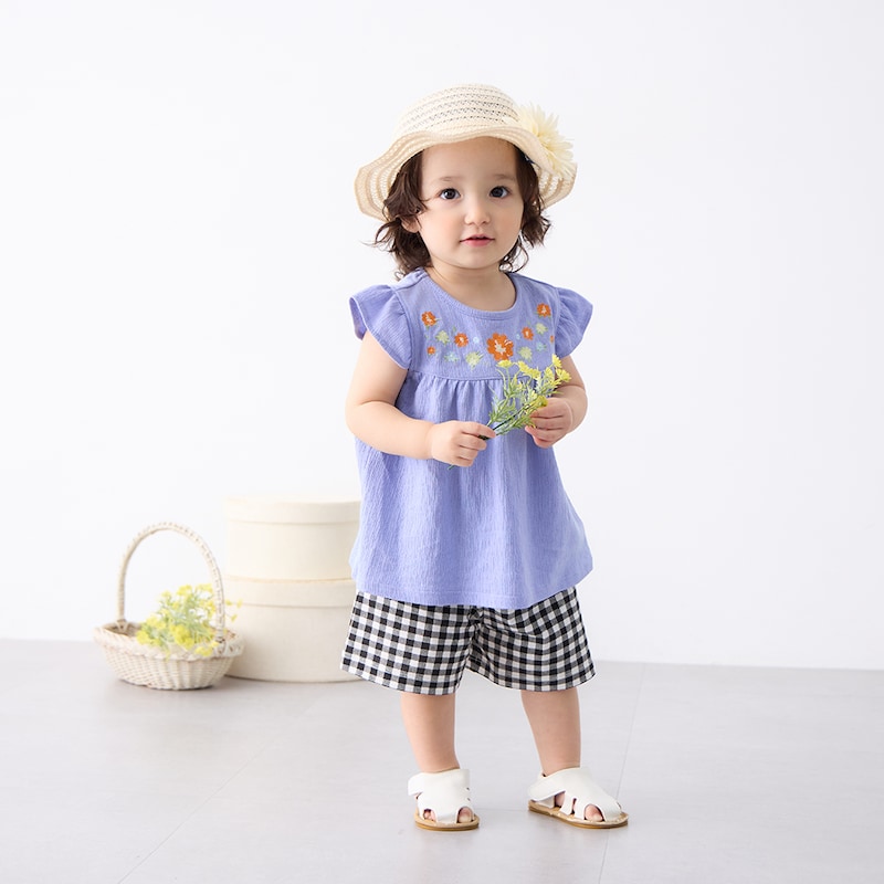 ラベンダーブルー／モデル身長76cm・80サイズ着用・体重10kg