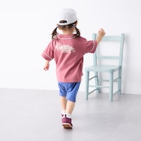 ダークピンク／モデル身長82cm・80サイズ着用・体重9.5kg