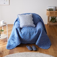 クッションカバー(商品番号：1272699)とスリッパ(商品番号：1272702)もございます