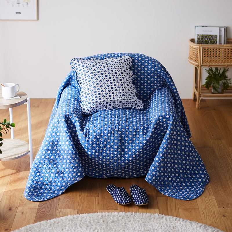 クッションカバー(商品番号：1272699)とマルチカバー(商品番号：1272701)もございます