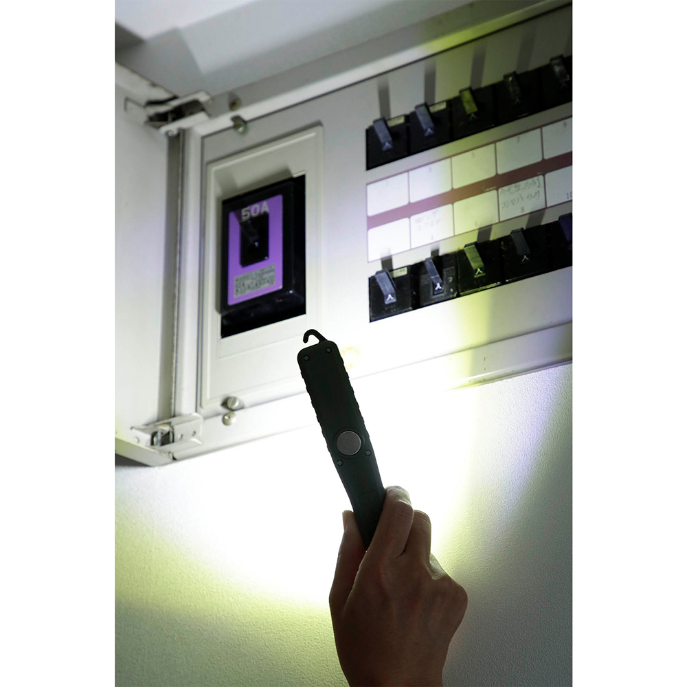 【ベルメゾン】マグネット & フック付きスリムワークライト