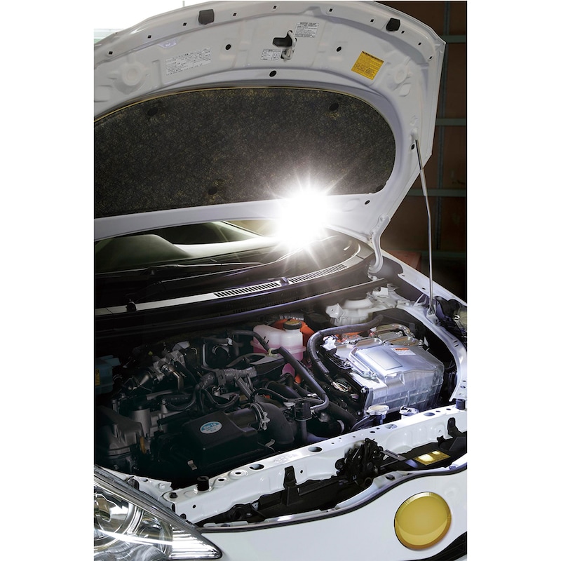 ライトの光は弱・強・点滅・SOSモールス信号の4種類