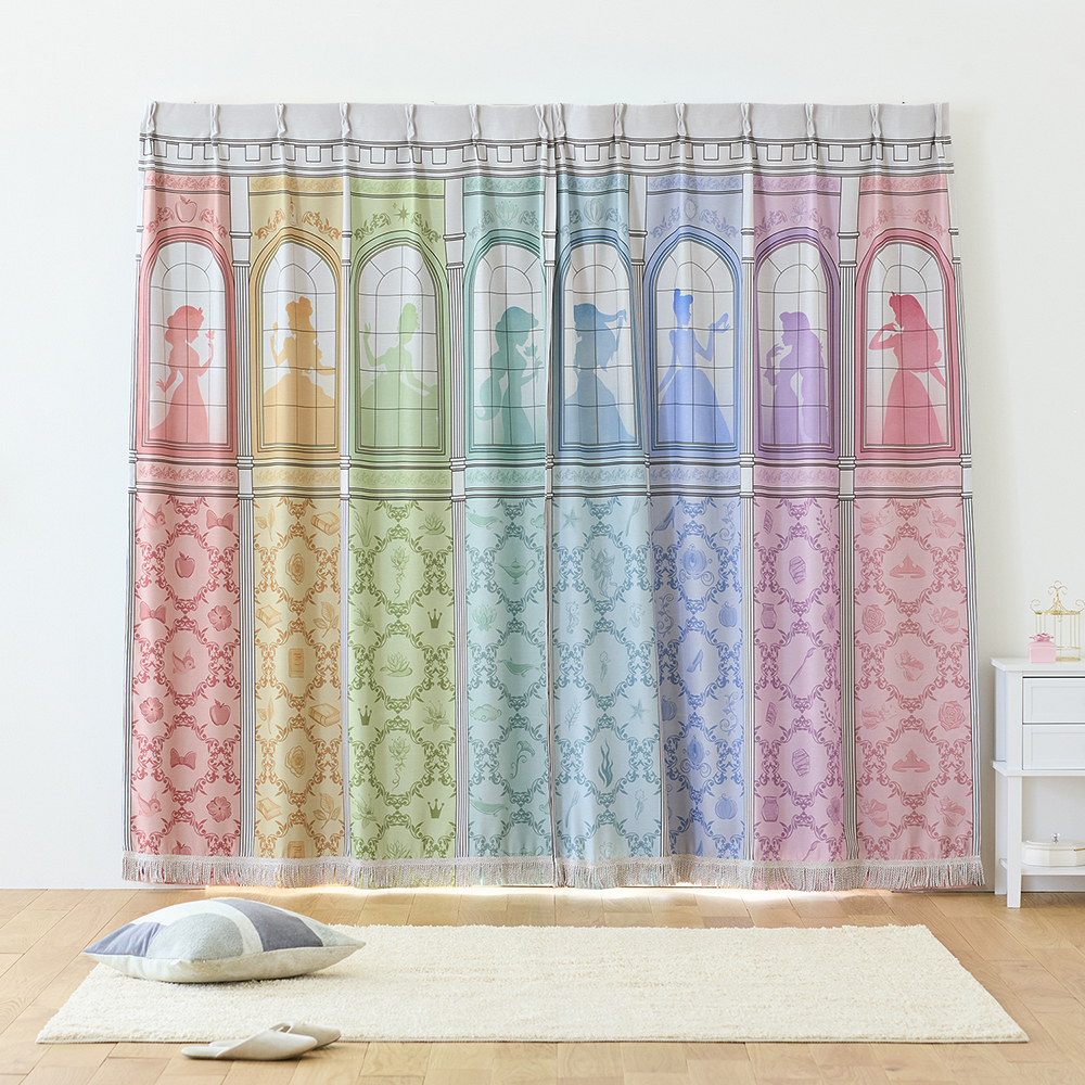 お城の窓辺のような遮光・遮熱カーテン「ディズニープリンセス」(ディズニー/Disney) お城の窓辺のような遮光・遮熱カーテン「ディズニープリンセス」(ディズニー/Disney)