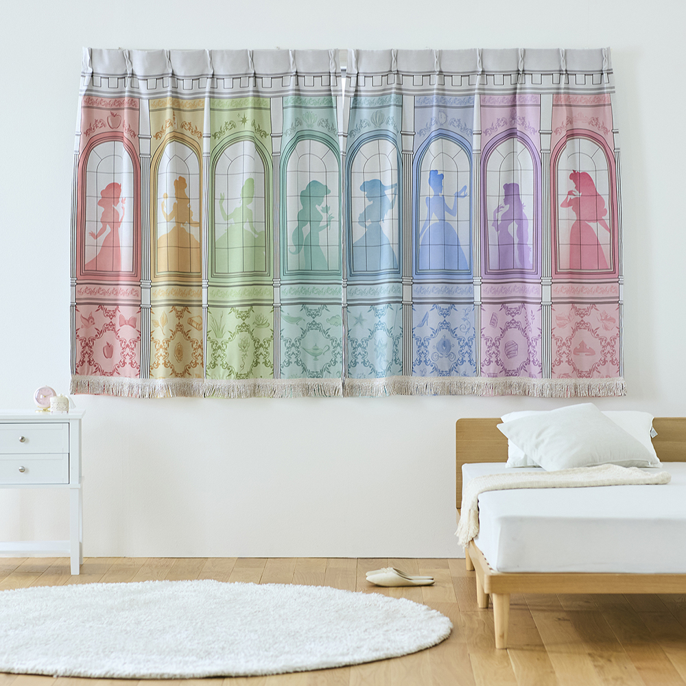 お城の窓辺のような遮光・遮熱カーテン「ディズニープリンセス」(ディズニー/Disney) お城の窓辺のような遮光・遮熱カーテン「ディズニープリンセス」(ディズニー/Disney)