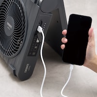 スマホなどへの充電も可能