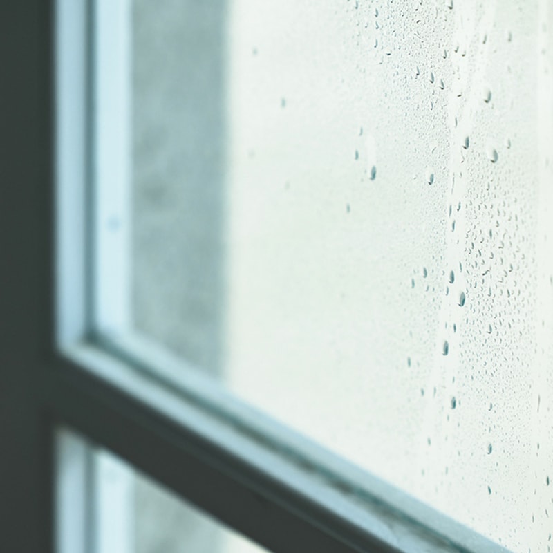 窓や壁の結露対策に