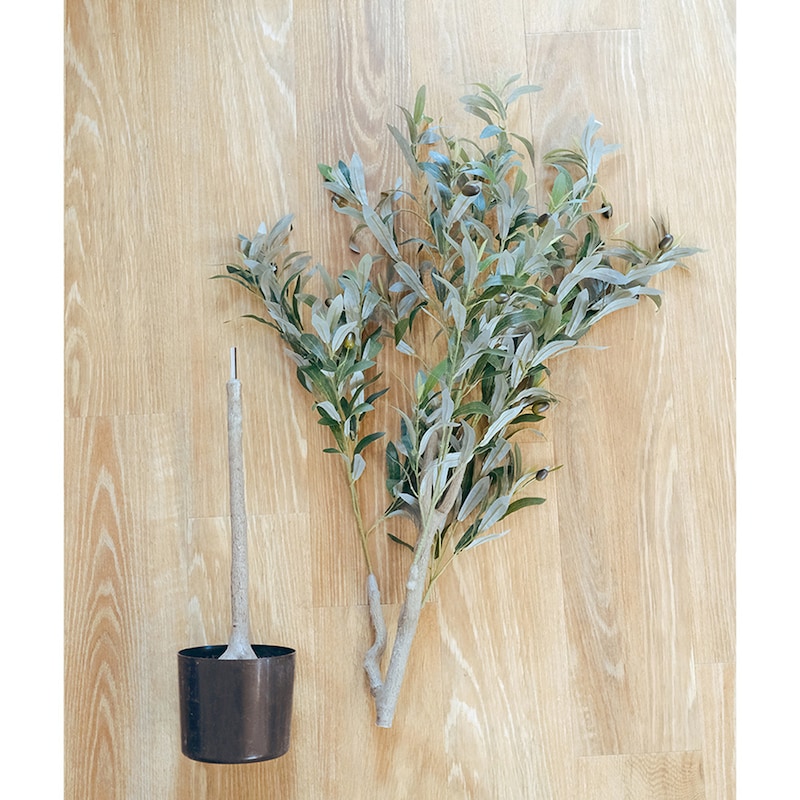 お届け時はコンパクトな組み立て式