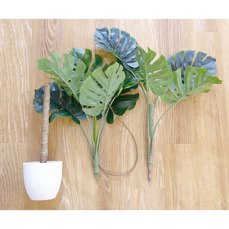 お届け時はコンパクトな組み立て式