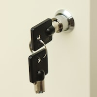 スペアキーが１本付属