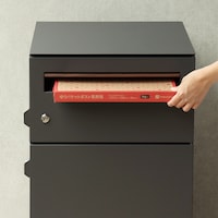 上段の郵便投函口は、ゆうパケットポストや、ネコポスが投函可能