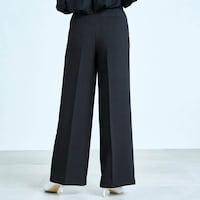 モデル身長168cm／M・股下70cm ※写真は撮影用のため股下＋6cmになります。