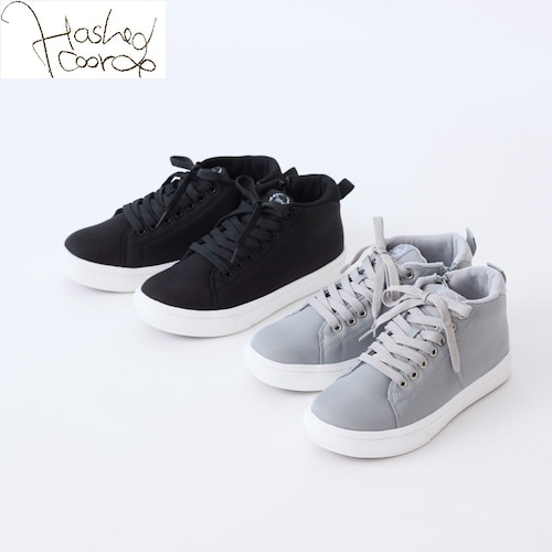 防水ハイカットスニーカー