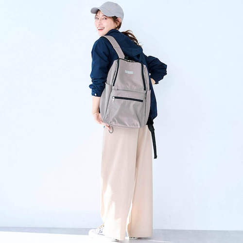 口がガバッと開いて身体にフィットするリュックサック（選べるキャラクター）（ディズニー/Disney）