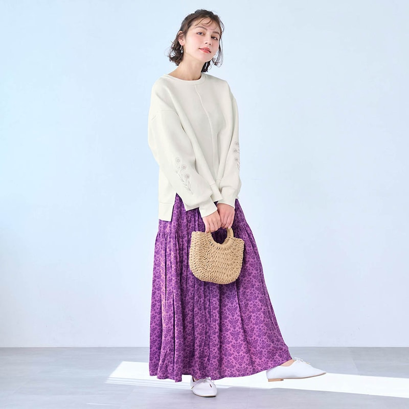 モデル身長162cm／M　※写真は撮影用のため総丈＋6cmになります。