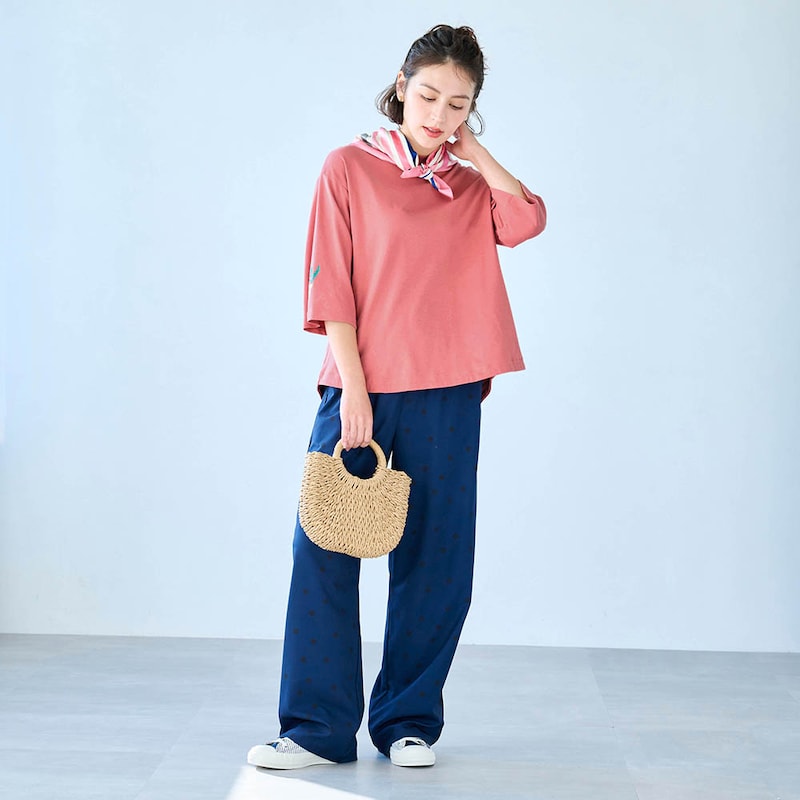 モデル身長162cm／M　ランヴォル（ピンク）着用