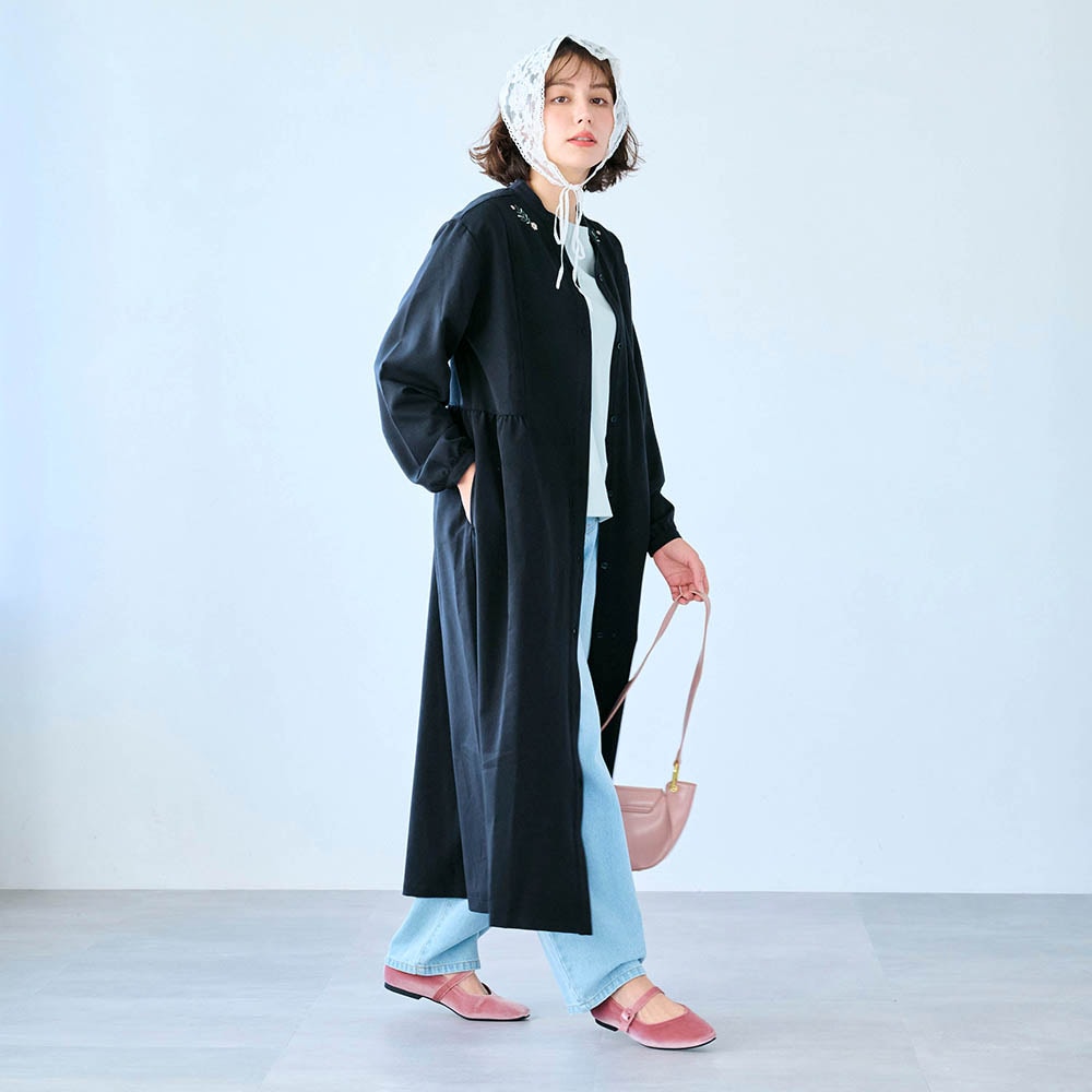 ブラック／モデル身長162cm・M　※写真は撮影用のため着丈＋8cmになります。