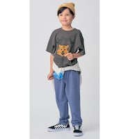 チャコール／モデル身長123cm・サイズ130