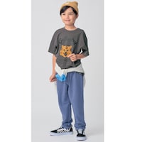 グレイッシュブルー／モデル身長123cm・サイズ130