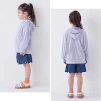 ペールブルー／モデル身長107.5cm・110サイズ着用
