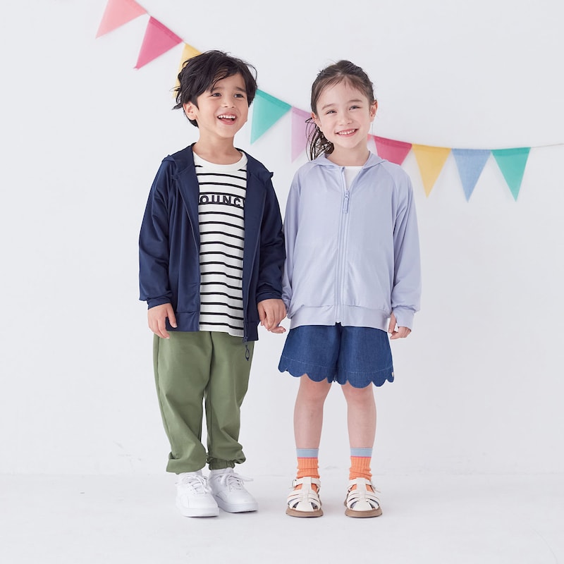 左)ネイビー／108cm・110、右)ペールブルー／107.5cm・110