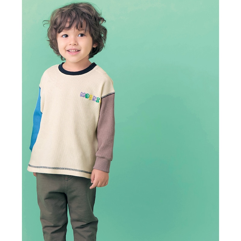 アイボリーマルチ（ロゴ）／モデル身長95cm・サイズ90