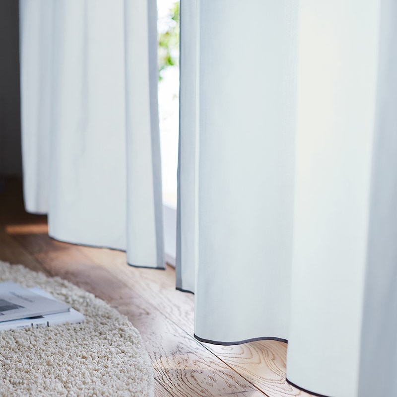 UVカット・遮熱・遮像の機能カーテンながら、自然な風合い