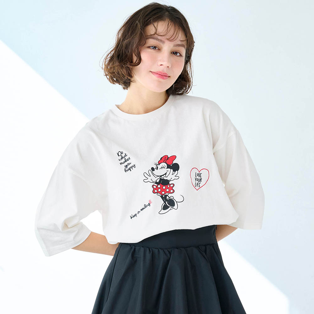 プリント&刺しゅう五分袖Tシャツ「ミニーマウス」(ディズニー/Disney) プリント&刺しゅう五分袖Tシャツ「ミニーマウス」(ディズニー/Disney)