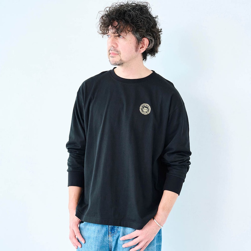 モデル身長179cm／LL　リメンバー・ミー着用