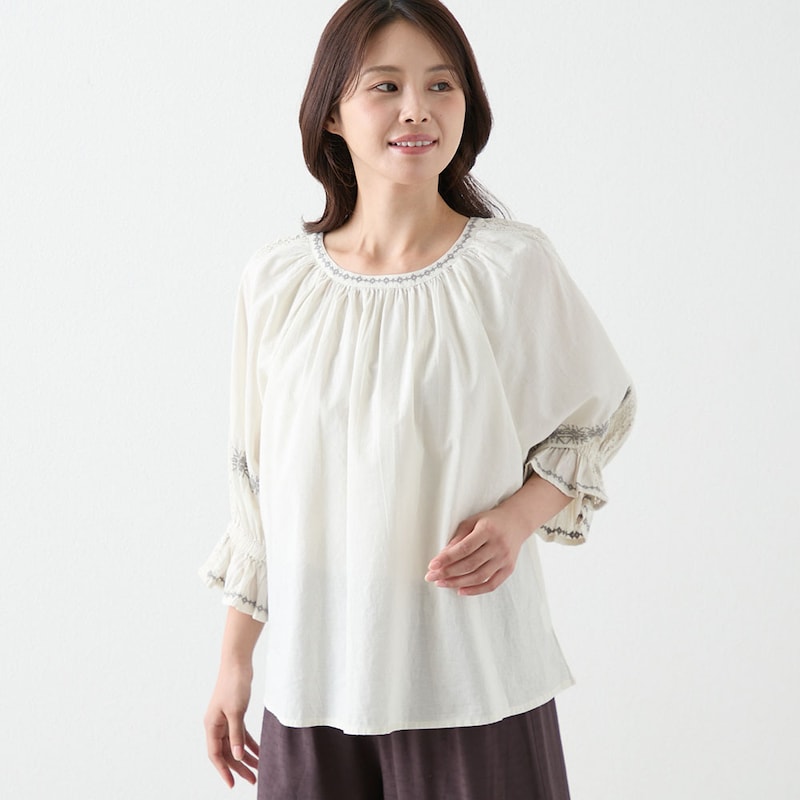 モデル身長163㎝／M