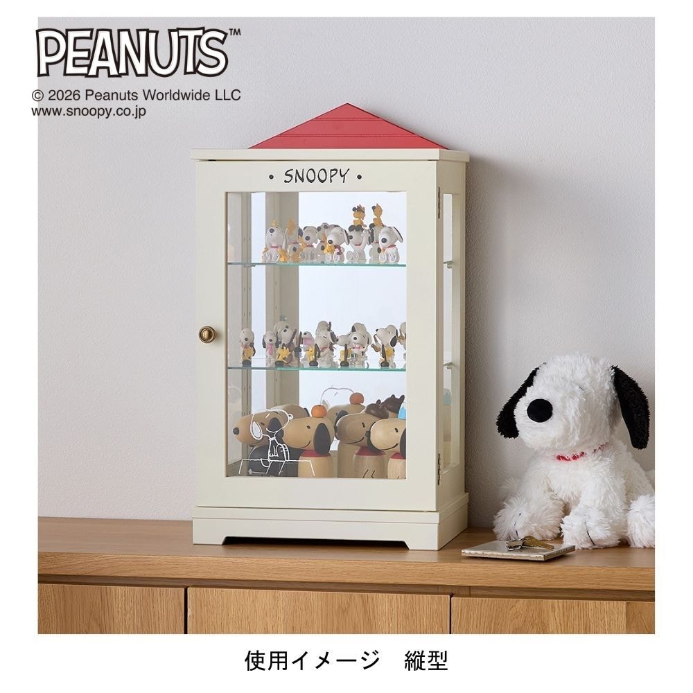 ※ディスプレイしているぬいぐるみ・フィギュアは株式会社タカラトミーアーツの商品です。（こけしを除く）