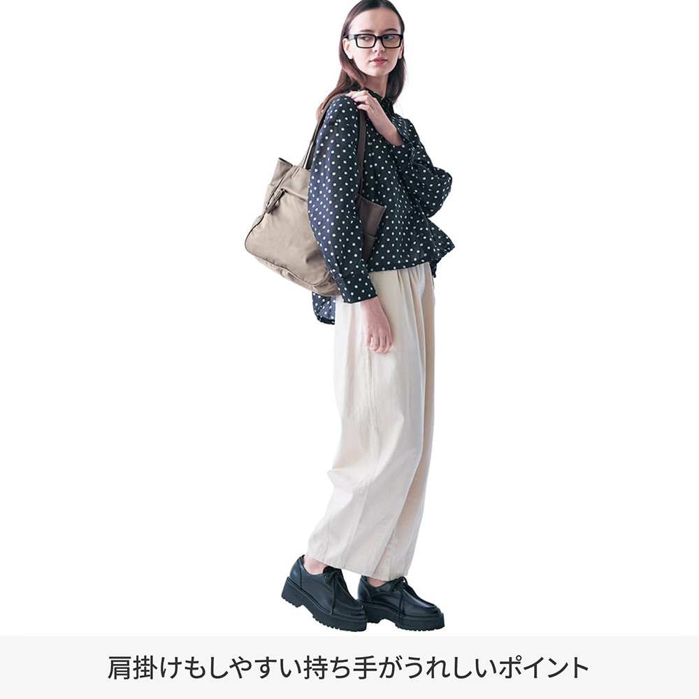 グレージュ着用