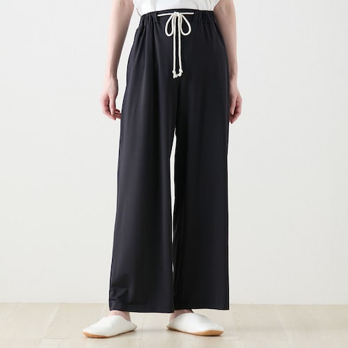 ポーチ付き冷感素材パンツ