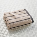 チャコールストライプ